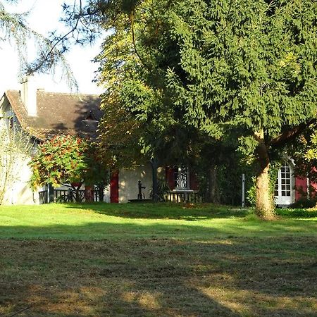 B&B Les Quatre Vents Montpon-Menesterol Kültér fotó